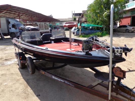 เรือแบส 18 ฟุต