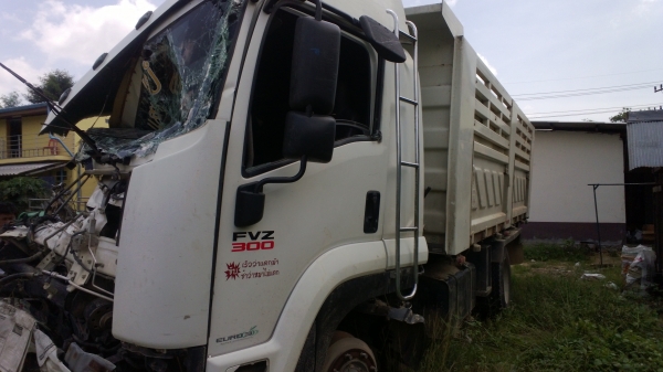 (สรุปราคาพร้อมขาย..)อีกคันรถหล่น..FVZ300.10ล้อดั้มMP1FVZ34P9T 300แรงปี*54....