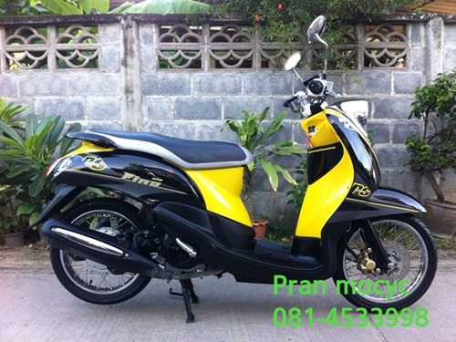 ขาย yamaha fino สีดำเหลืองปี2555