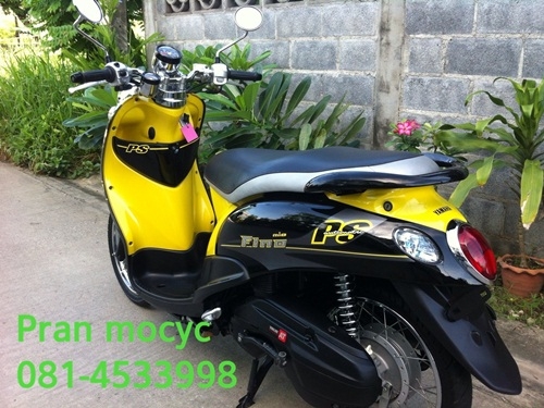 ขาย yamaha fino สีดำเหลืองปี2555