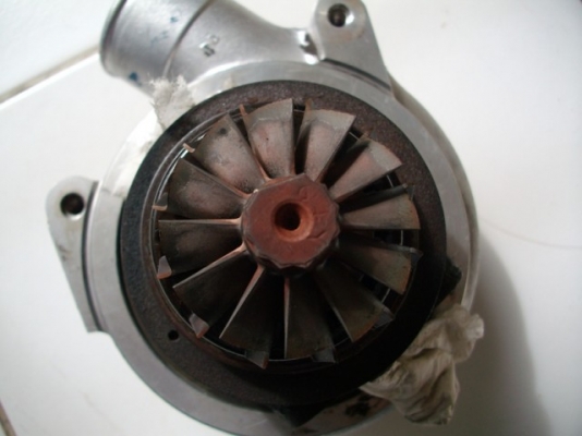 ขายเทอร์โบ TD-04  ใบเรียง แน่นๆสวยๆครับ ล้างเช็คเรียบร้อยแล้ว ไม่มีโข่งหลัง ขาย 4900