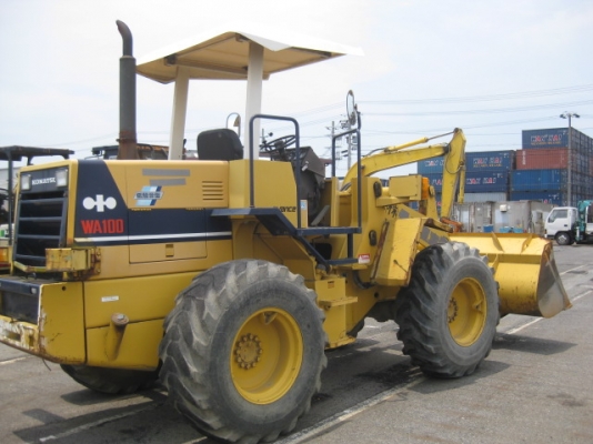 รถตักล้อยาง  WA100-1-33529  ชั่วโมงใช้งาน 1,500 ช.ม.  สภาพสวย  นำเข้าจากญี่ปุ่น  เดินทางถึงไทยแล้ว  โทร.081-373-0559