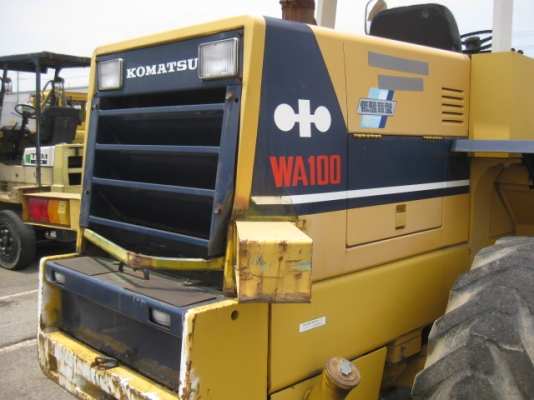 รถตักล้อยาง  WA100-1-33529  ชั่วโมงใช้งาน 1,500 ช.ม.  สภาพสวย  นำเข้าจากญี่ปุ่น  เดินทางถึงไทยแล้ว  โทร.081-373-0559