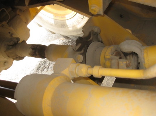 รถตักล้อยาง  WA100-1-33529  ชั่วโมงใช้งาน 1,500 ช.ม.  สภาพสวย  นำเข้าจากญี่ปุ่น  เดินทางถึงไทยแล้ว  โทร.081-373-0559