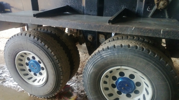 หางเซมิดั้มสามมิตร2คาน ปี*50 สวย...