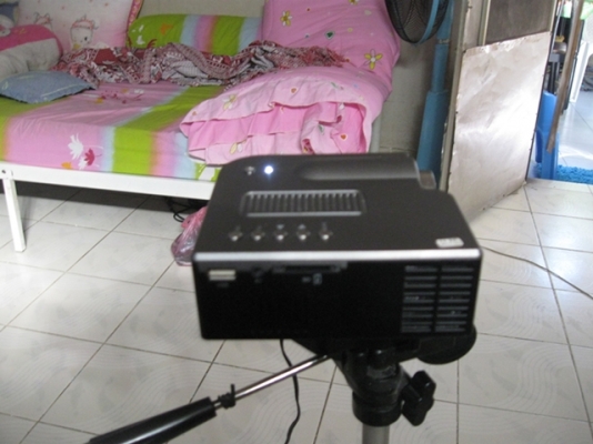 ขายโปรเจคเตอร์ ราคาถูกๆ ขายโปรเจคเตอร์ ราคาถูกๆ