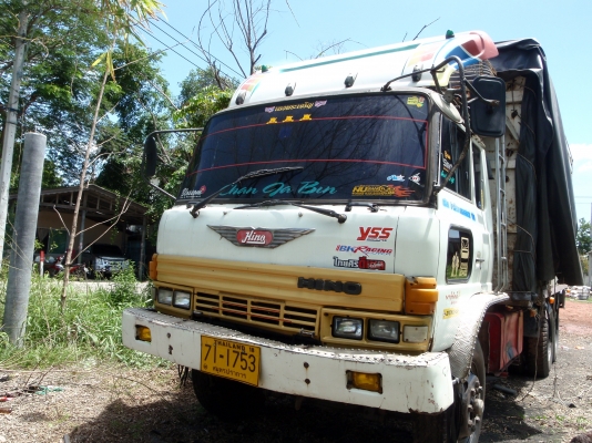 ขาย10 ล้อ พวงมาลัยเพาเวอร์ เบรคทิฟฟี่ สภาพพร้อมใช้งาน กระบะเหล็ก