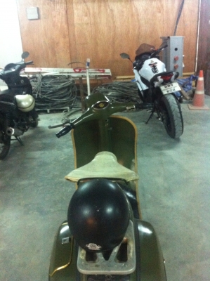 ขาย vespa sprint v 150 ไฟเหลี่ยม อิตารี่แท้ เครื่องเยี่ยมๆ ราคาโดนๆ