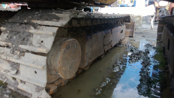 KOMATSU PC30-6 เก่าไทย เอวใช้ได้ แทรกเพิ่งเปลี่ยนมา ตามสภาพพร้อมใช้ สุดๆเอาไปแบ่งกันใช้ได้เลยครับ น้องร็อค จัดหั้ย สนใจโทร สอบถามได้ 081-8535656 KOMATSU PC30-6 เก่าไทย เอวใช้ได้ แทรกเพิ่งเปลี่ยนมา ตามสภาพพร้อมใช้ สุดๆเอาไปแบ่งกันใช้ได้เลยครับ น้องร็อค จัดหั้ย สนใจโทร สอบถามได้ 081-8535656