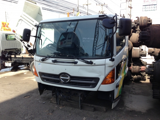 หัวเก๋ง HINO Mega หัวกว้าง