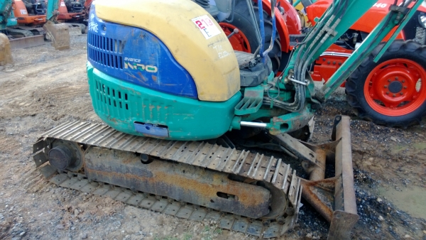 จองวัน 16-21 ลดไปเลย 25,000 บาท จองก่อนได้ก่อนKOMATSU PC30MR  เก่านอก เอวแน่น ปั็มแรง สภาพพร้อมใช้ สุดๆเอาไปแบ่งกันใช้ได้เลยครับ   น้องร็อค จัดหั้ย สนใจโทร สอบถามได้ 081-8535656