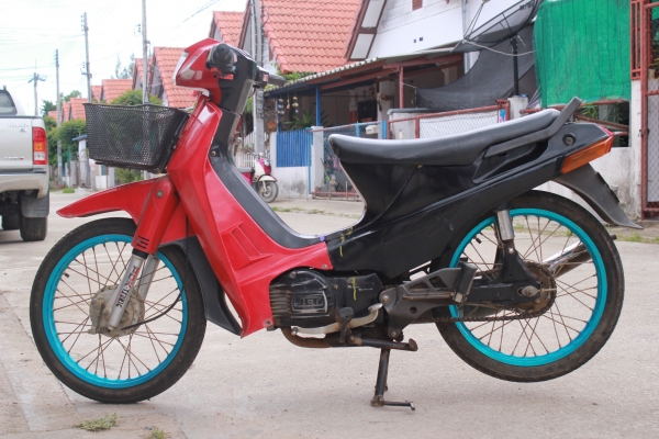 ซูซูกิ คริสตัน