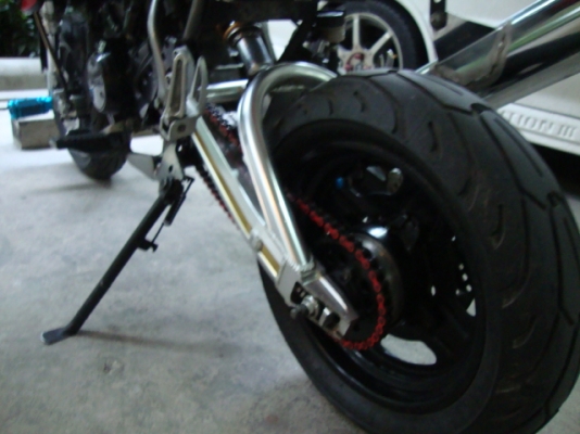 kawasaki ksr สีแดง ดำ ราคาถูกคับ 37,500.- รถ ปี 2010