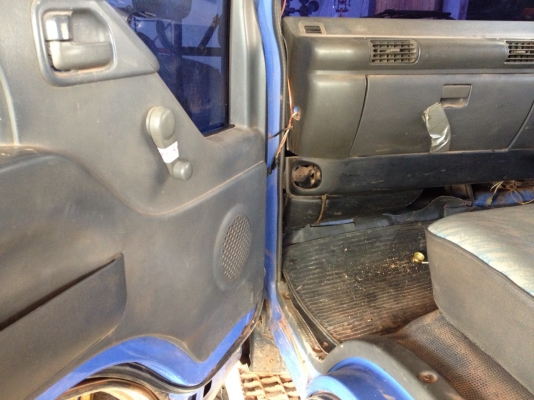 ISUZU NPR  130 แรงม้า