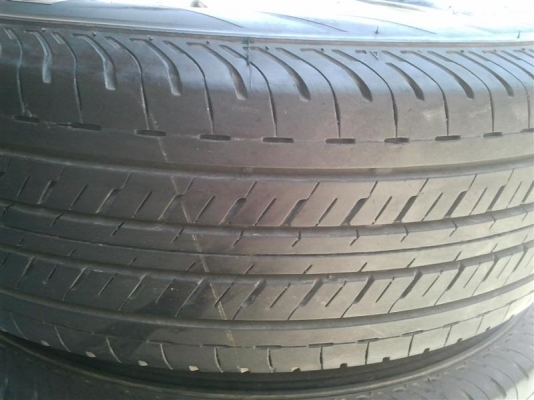 ขายล้อแมกซ์พร้อมยาง DURAVISE R611 ปี 2012 VIGO  4 ล้อ 11,000 บาท โทร 089-7669417
