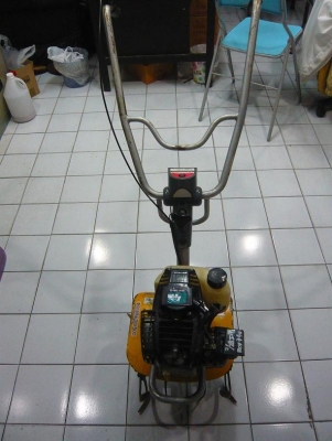 เครื่องพรวนดินขนาดเล็ก