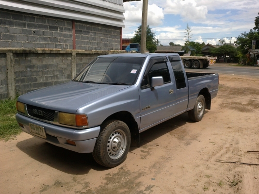 อีซูซุแคบ เดิมสวย ขายถูก พร้อมใช้