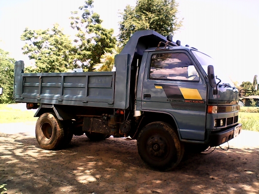 ขายหกล้อดั้ม115แรงเกียร๊อกสวยแรงดี