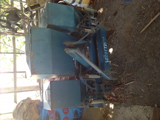 ขายเครื่องหยอดข้าวโพด แบบกระทู้ สภาพดีของพยับการช่าง ขายเครื่องหยอดข้าวโพด แบบกระทู้ สภาพดีของพยับการช่าง