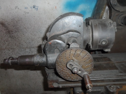 ขายครับขายเครื่องลิ่งเพลานอน พร้อมหัวแบ่งกัดเฟือง 39000 บาท