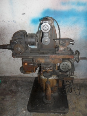 ขายครับขายเครื่องลิ่งเพลานอน พร้อมหัวแบ่งกัดเฟือง 39000 บาท