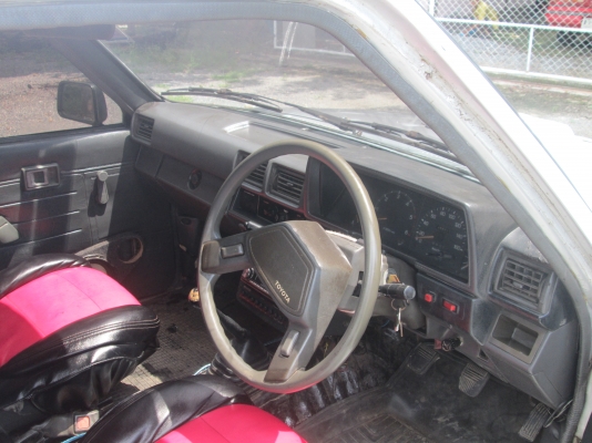 ขายด่วน TOYOTA HERO ปี 90 ถูกมาก