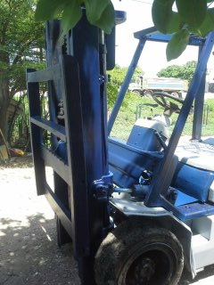 ขาย KOMATSU รุ่น11 น้ำหนัก3.0ตัน