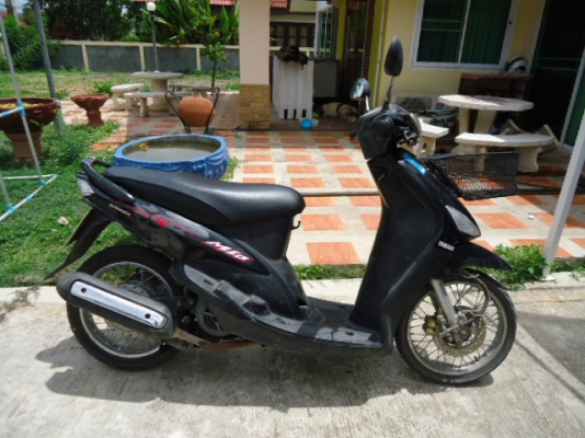 ขาย YAMAHA MIO สีดำสภาพเดิมๆ 115CC ปี50 สภาพดี  เครื่องเงียบแน่นๆ แห้งๆไม่เยิ้ม  พร้อมเล่มทะเบียนและเอกสารการโอน ทะเบียนเชียงใหม่ ราคา 8,000.-