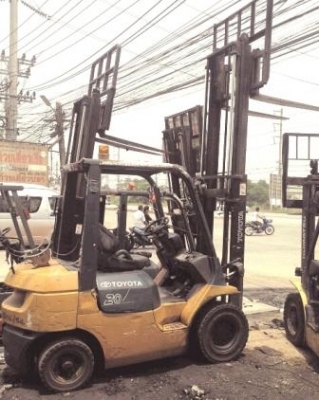 ขาย เหมา รถ ฟอร์คลิฟท์ Forklift หลายยี่ห้อ ขาย เหมา รถ ฟอร์คลิฟท์ Forklift หลายยี่ห้อ