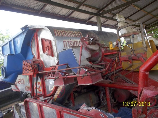 ขายรถเกี่ยว ศักดิ์พัฒนา   เครื่อง 220แรง  มิตซูบิชิ