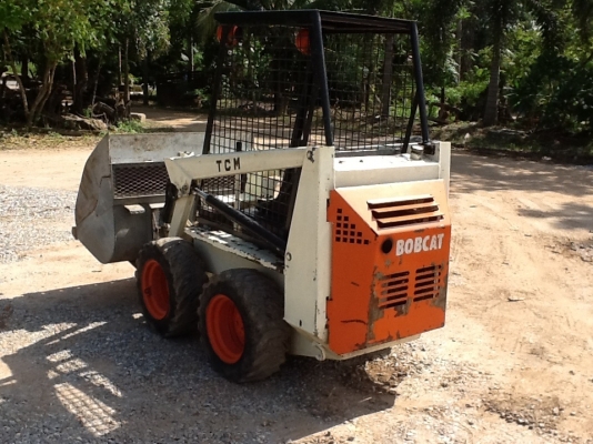 ขายรถตักbobcat. 315
