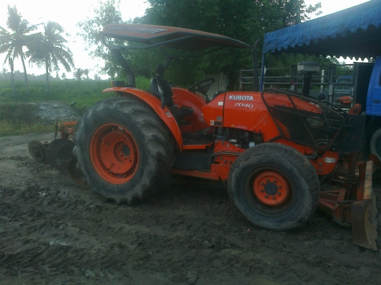 ขายรถไถ คูโบต้า M7040 สภาพเดิมๆพร้อมอุปกรณ์