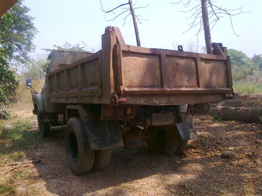 ขาย..รถหกล้อดั้ม ISUZU เครื่องดี คัสซีสวย มีทะเบียนครบ.