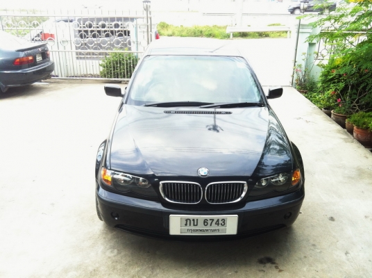 ขาย BMW 320i สภาพสวย วิ่งน้อย