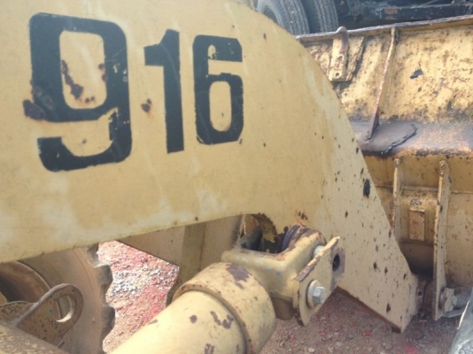 รถตัก CAT 916  4 สูบ มีเทอร์โบ  สนใจติดต่อ  081 - 6079515