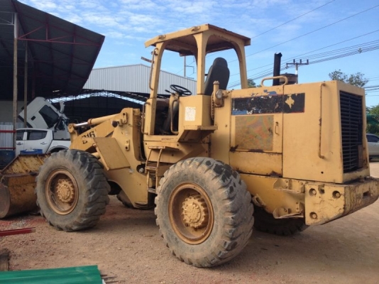 รถตัก CAT 916  4 สูบ มีเทอร์โบ  สนใจติดต่อ  081 - 6079515