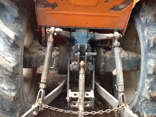 คูโบต้า L3202 4 WD 2 เพลามีแต่ตัว สภาพเดิมๆ เครื่องดี เกียร์ดี รถไร่สวยๆครับ