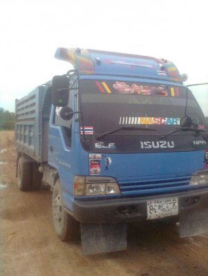 6 ล้อดั้ม ISUZU NPR 130 แรง ปี47 เครื่องเดิม เกียร์เดิม มือเดียวจากห้าง