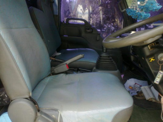 6 ล้อดั้ม ISUZU NPR 130 แรง ปี47 เครื่องเดิม เกียร์เดิม มือเดียวจากห้าง