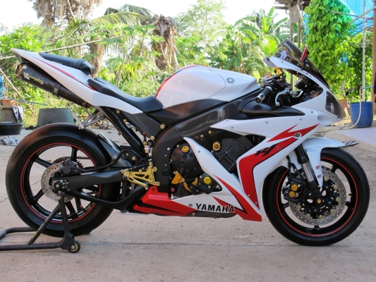 ขาย YAMAHA R1 ปี 05 อินวอย+สรรพสามิตร
