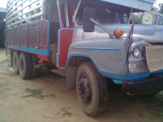 ขายรถสิบล้อหน้ายาว เครื่องEH700 เพลาHINO เกียร์HINOพวงมาลัยเพาเวอร์ รถพร้อมใช้ เอกสารรถพร้อมโอน