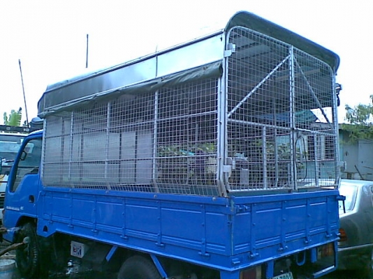 ขาย4ล้ออีซูซุ NKR ไม่ติดเวลา เป็นรถห้างแท้ๆ เครื่อง 100แรงเทอร์โบอินเตอร์คูลเลอร์ แอร์เย็นฉ่ำ สภาพดีมาก พร้อมใช้ ยางใหม่ 5เส้น หลังคาใหม่เอี่ยม จดทะเบียนปี  2548