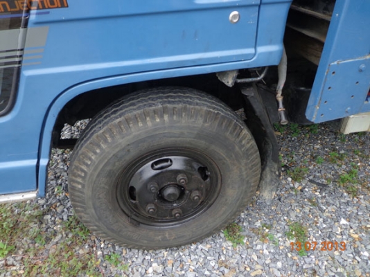 ISUZU NPR 59L รถประกอบ เครื่อง 115 แรงม้า 4BD1 พวงมาลัยพาวเวอร์ เกียร์สั้น(มีเกียร์พิเศษlo-hi) กระบะคาร์โก้ คอกแป๊ปน้ำ ยาว 4.30 ม. สภาพเดิมๆ พร้อมใช้ ทะเบียนพร้อมโอน