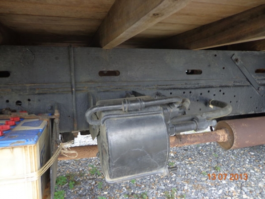 ISUZU NPR 59L รถประกอบ เครื่อง 115 แรงม้า 4BD1 พวงมาลัยพาวเวอร์ เกียร์สั้น(มีเกียร์พิเศษlo-hi) กระบะคาร์โก้ คอกแป๊ปน้ำ ยาว 4.30 ม. สภาพเดิมๆ พร้อมใช้ ทะเบียนพร้อมโอน