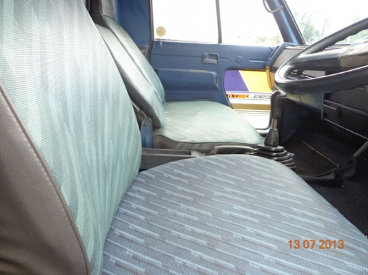 ISUZU NPR 59L รถประกอบ เครื่อง 115 แรงม้า 4BD1 พวงมาลัยพาวเวอร์ เกียร์สั้น(มีเกียร์พิเศษlo-hi) กระบะคาร์โก้ คอกแป๊ปน้ำ ยาว 4.30 ม. สภาพเดิมๆ พร้อมใช้ ทะเบียนพร้อมโอน