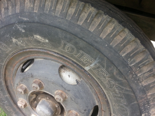 ISUZU 6 ล้อดั้ม ISUZU 6 ล้อดั้ม