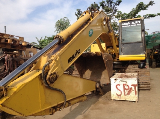 ขาย Komatsu. Pc200 รุ่น 6 ราคา 1,350,000 บาท