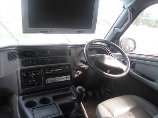 BENZ MB 100 ที่นั่ง 11 คน 4 สูบ 122 แรงม้า 2 เพลา เจ้าของขายเอง