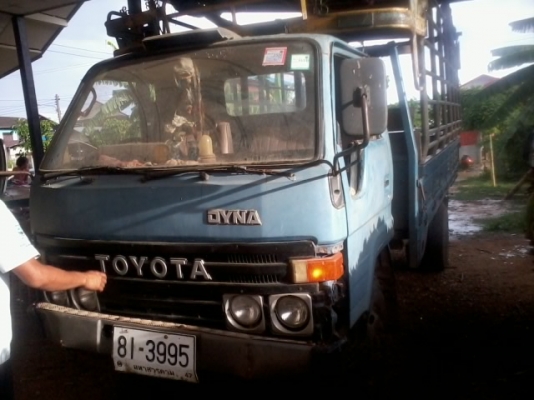 TOYOTA 115Hp รถบรรทุราคาถูกๆมาอีกแล้วคับ