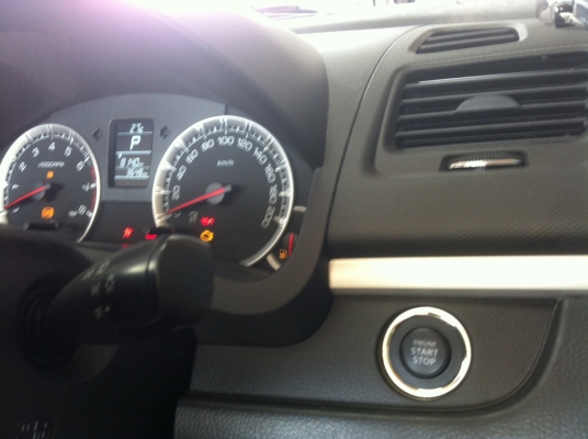 ขายหัวรถตัดและอะไหล่ SUZUKI NEW SWIFT 2013  เกียร์ AT  ขอบคุณมากครับ  อู่ช่างนาย  เหมาะกับอู่และลูกค้าที่ต้องการเครื่องยนต์และอะไหล่ที่สมบูรณ์ !!!! พาร์ทแท้นำเข้าจากญี่ปุ่น!!